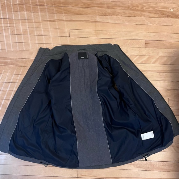 VINCE Wool Blend Leather Trim
Men's Vest l - Picture 6 of 6